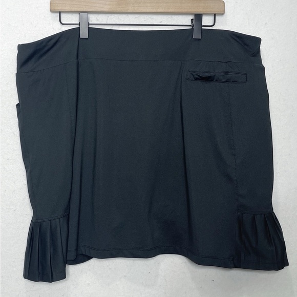 TAIL Onyx Black Pleated Skorts Pockets Golf Activewear Size XL - Picture 2 of 8